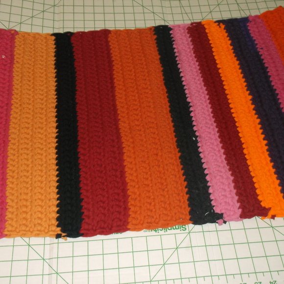 Royale Ragbag Other - Pink Orange Maroon T-shirt Yarn Throw Rug M Upcycl